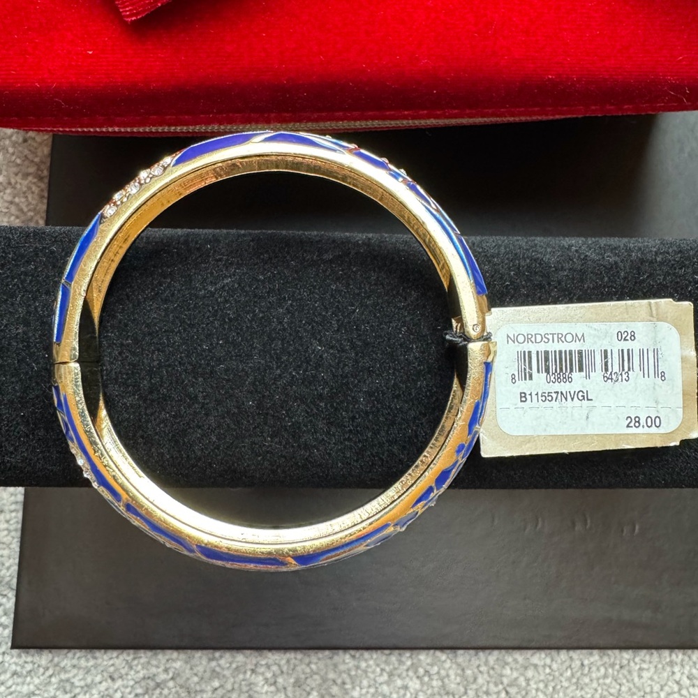 NWT Nordstrom Cobalt Blue & Rhinestone Clamper Bracelet